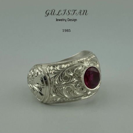 “Gülistan” Yakut Taşlı Yüzük