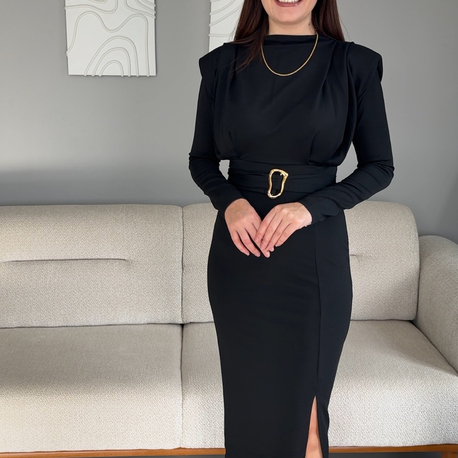 Vatkalı Toka Detaylı Siyah Elbise