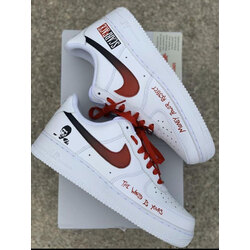 Nike air forceTony Montana