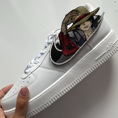 Cırtcırtlı Nike Air Force Anime