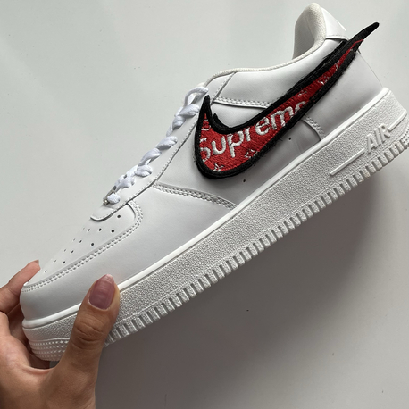 Cırtcırtlı Nike Air Force Supream