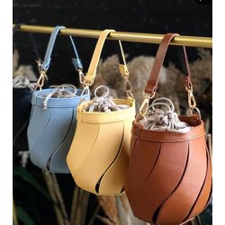 BUCKET