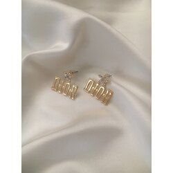 dior gold küpe