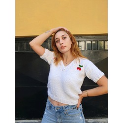 Kiraz Motifli Kısa Kollu Beyaz Yumuşak Yünlü Kazak