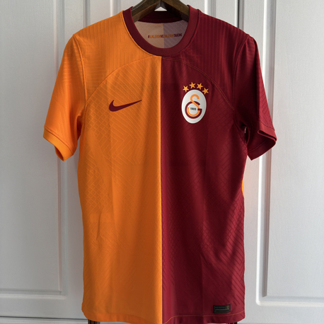 Galatasaray 2023-2024 Profesyonel Forma