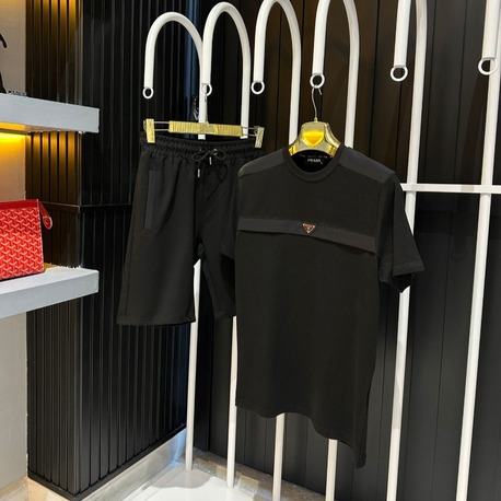 Prada Siyah Şortlu Takım
