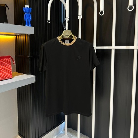 Burberry Siyah Tişört