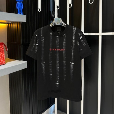 Givency Siyah Baskılı Tişört