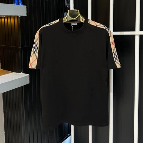 Burberry Siyah Tişört