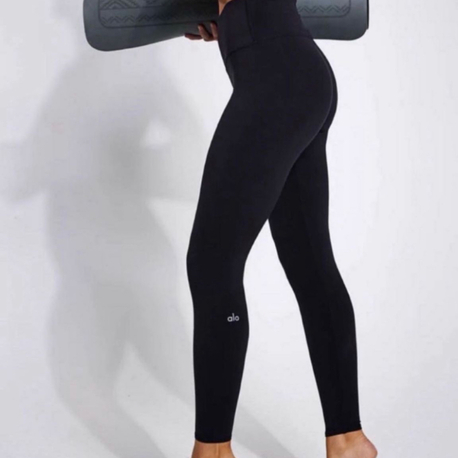 ALO YOGA AİRLİFT TAYT SİYAH