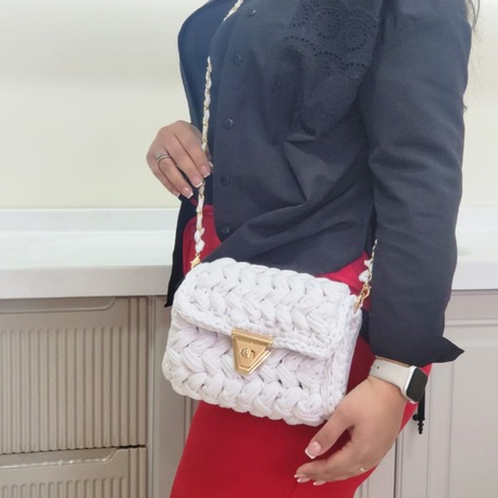 beyaz fıstık model çanta, beyaz çanta, özel hediye, doğum günü hediyesi
