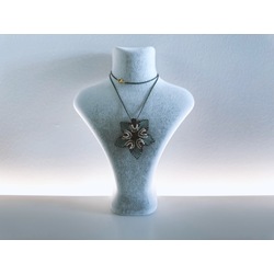 Lotus Luminary Kolye