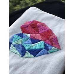 Desenli punch işlemeli clutch