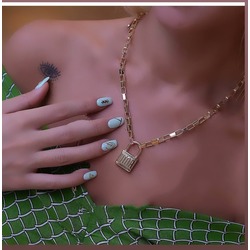 Dior kilit kolye 