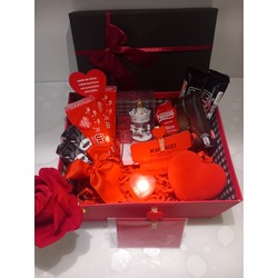 RED LOVER BOX