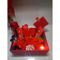 REDLOVER 2  GIFT BOX