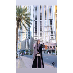 Dubai abaya