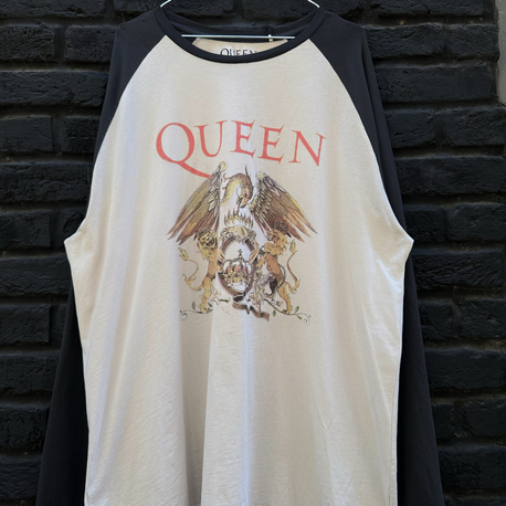 Vintage Queen Long Sleeve