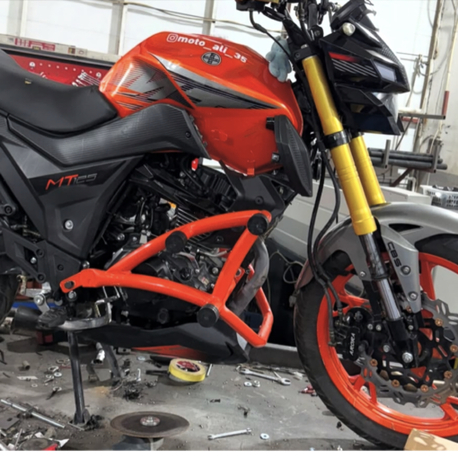 Arora Mt125 on sag sol