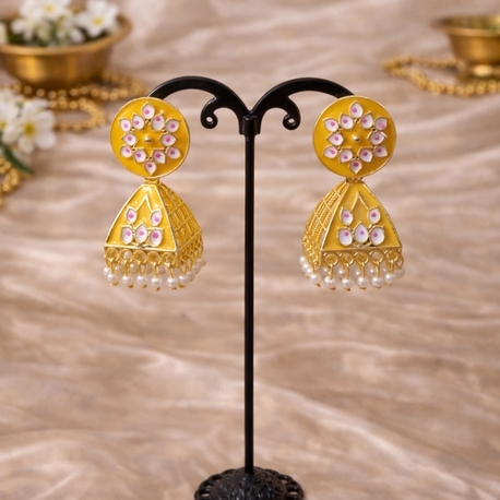 Mineli jhumka küpe