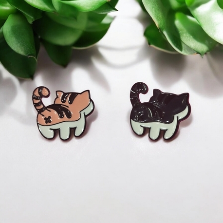 Sevimli Kedi Figürlü Metal Yaka İğnesi / Broş - Emaye Pin