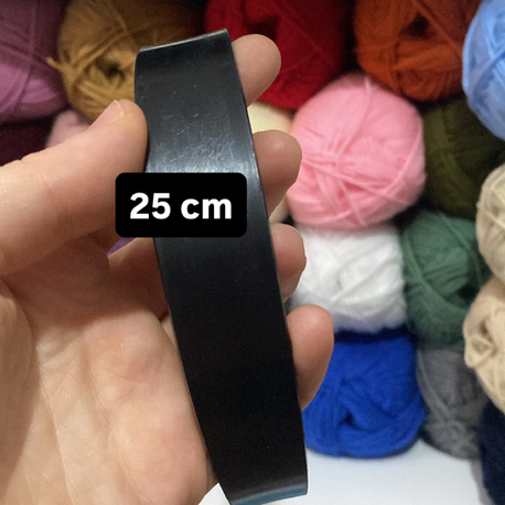 Plastik taç 25 cm -4 adet 