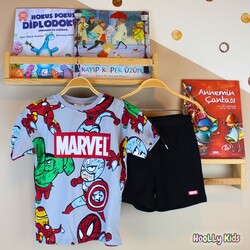 230010 gri marvel takım