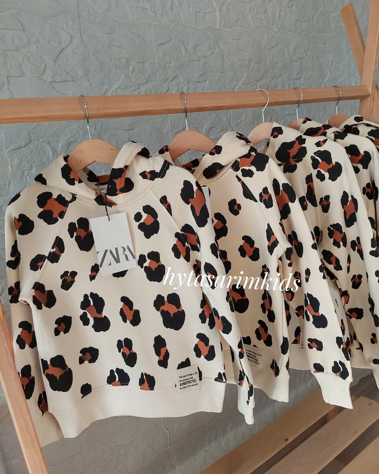 leopar swet 