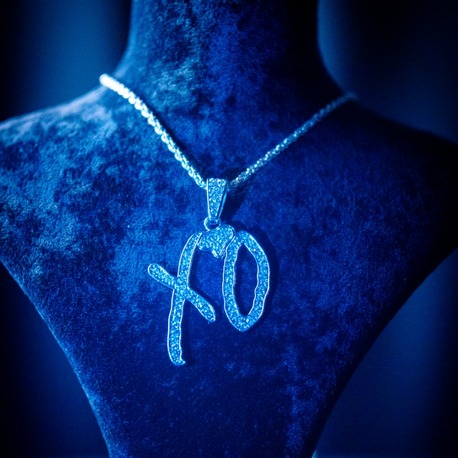 ICE "XO" SILVER/GOLD PENDANT