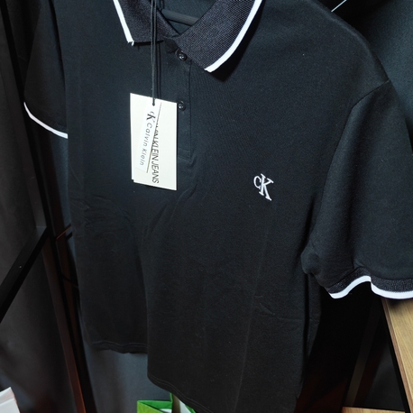 Calvin Klein Minimal Şerit Detaylı Siyah Polo Tişört