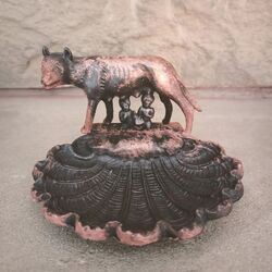 Romulus ve Remus Bronz Kül Tablası