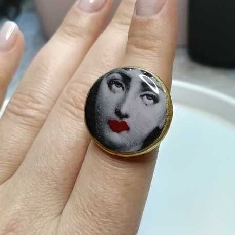 Fornasetti yüzük
