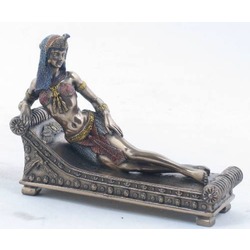 WISE Veronese Serisi-Wise Mısır Tarihi-KLEOPATRA YATAKTA-9*12*4 CM
