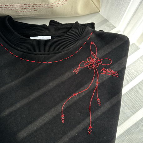 Arirang Knot Sweatshirt 