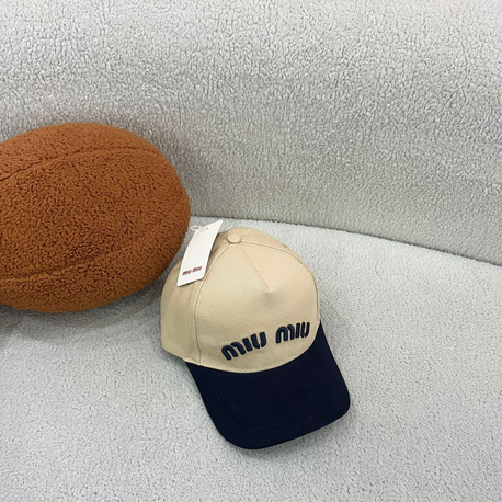 Miu Miu Şapka