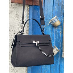 jut-Black