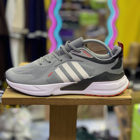 Adidas Zeus