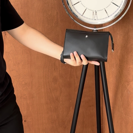 Mont blanc minimal clutch
