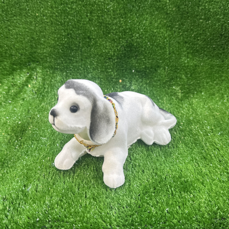 KAFA SALLAYAN KÖPEK BEYAZ