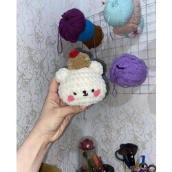 Pofuduk kremalı ayıcık