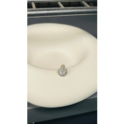 Taşlı piercing 