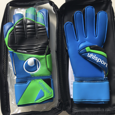 Uhlsport Classic Aquasoft +Ultra Dayanıklılık 