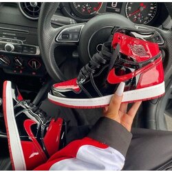 Nike Air Jordan 1 