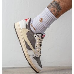 Travis Scott x Air Jordan 1 Low ''Reverse Mocha'' Erkek Ayakkabı DM7866-162  