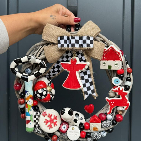 El Yapımı Çini Kapı Süsü - Doğal Ahşap Kapı Çelengi (30 cm)