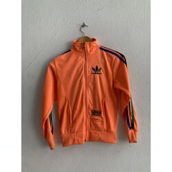 turuncu adidas eşofman üstü 
