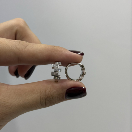 Xuping Silver Renk Baget Taşlı Halka Küpe(1,5 cm)