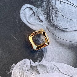 Çelik gold küpe 