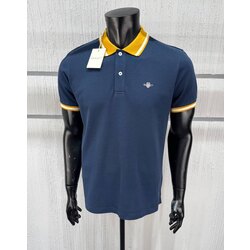 GANT DETAYLI MAĞAZA MODELİ POLO YAKA