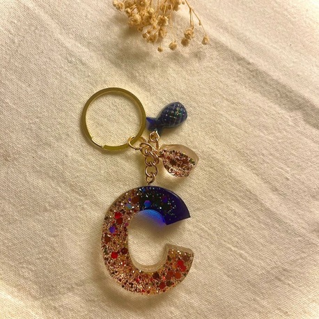 Renkli Glitter Harf Anahtarlık